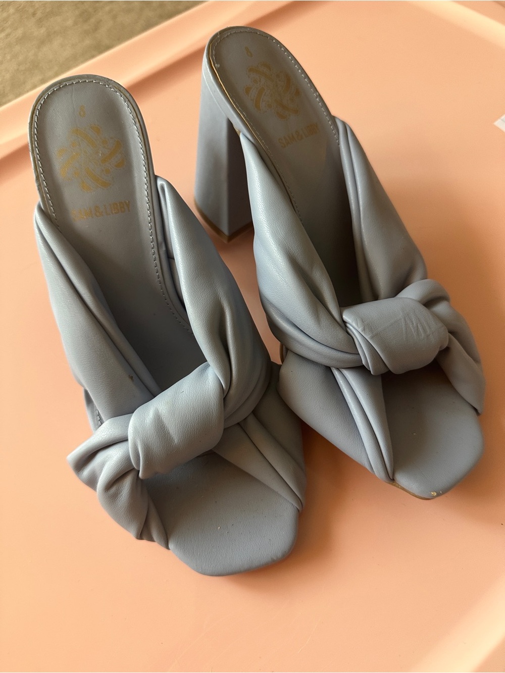 Sam & Libby size 8 heels good condition